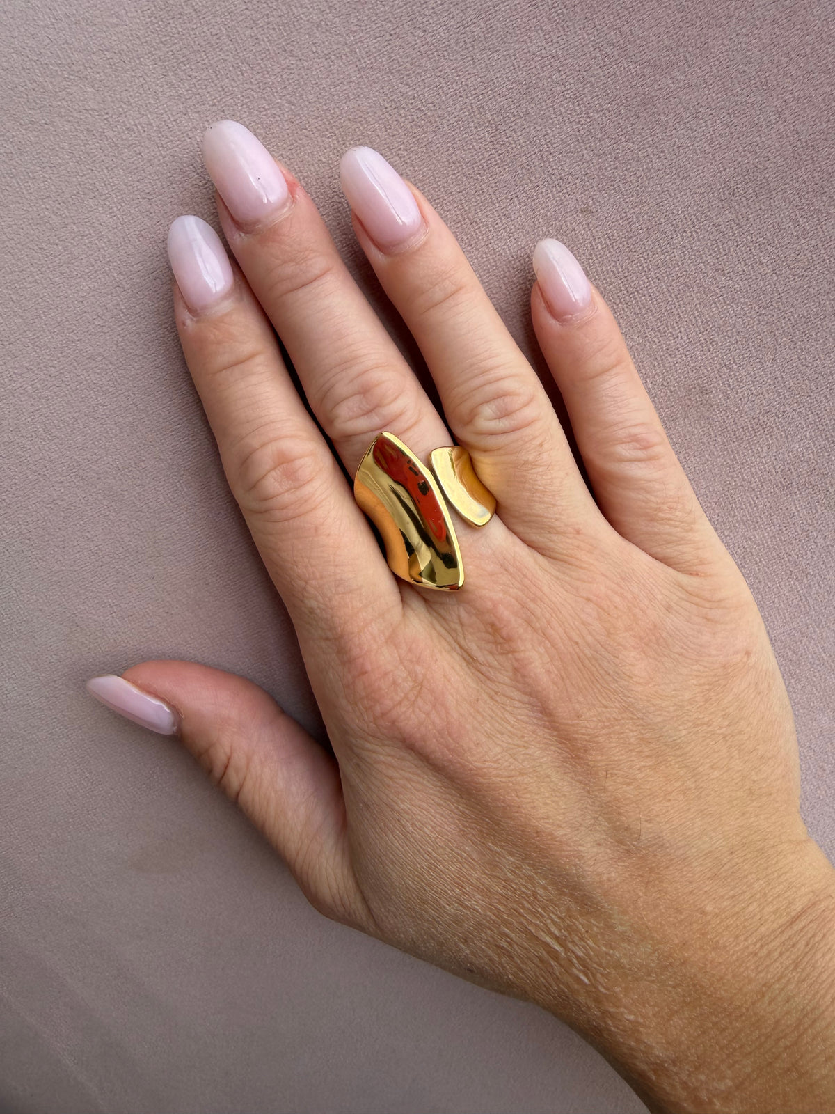 Anello
