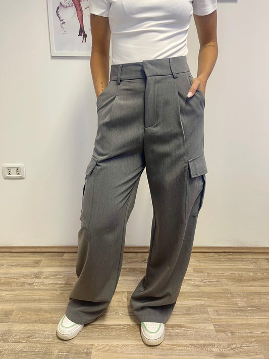 Pantalone con tasche