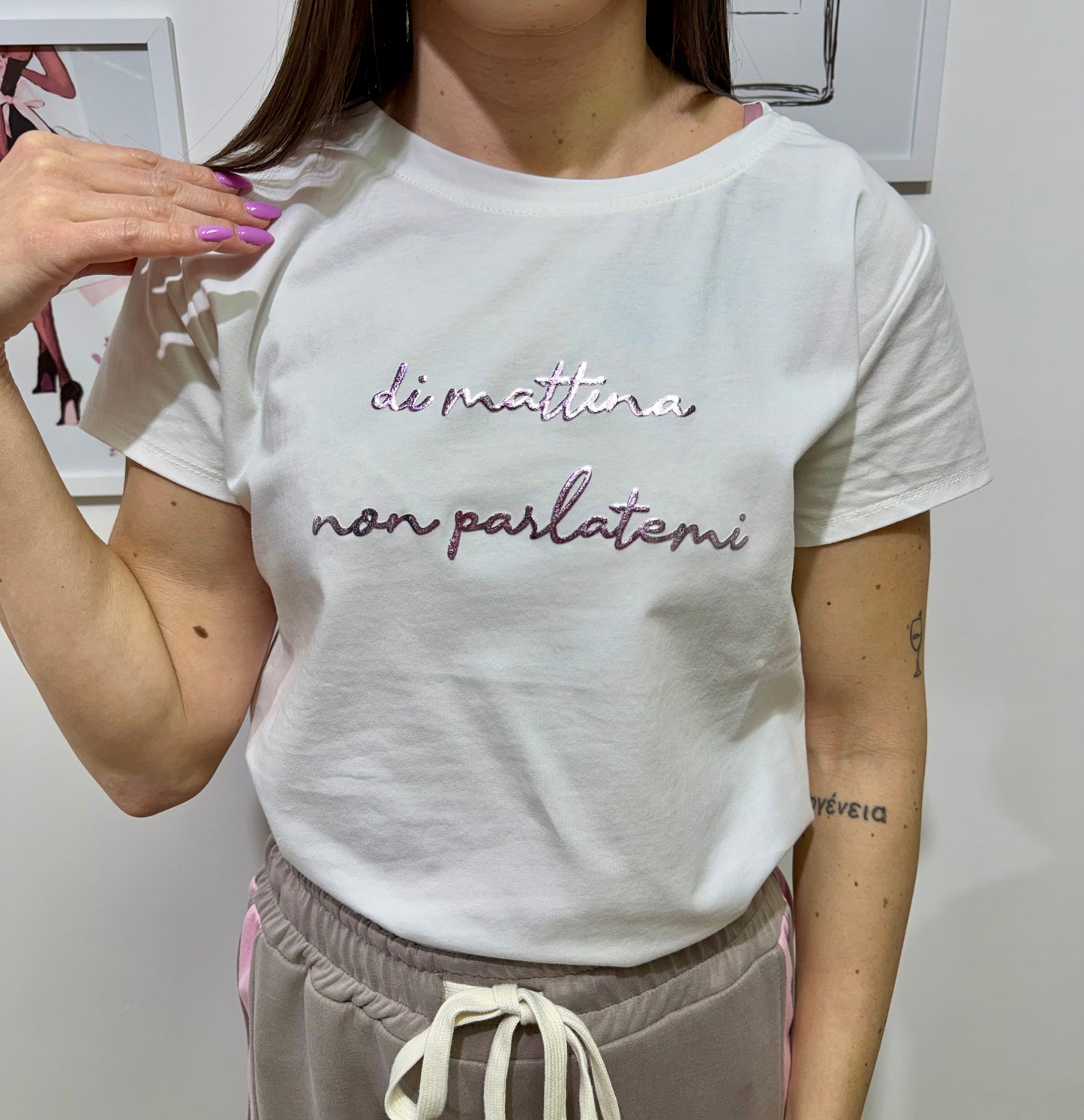 T-shirt con scritta